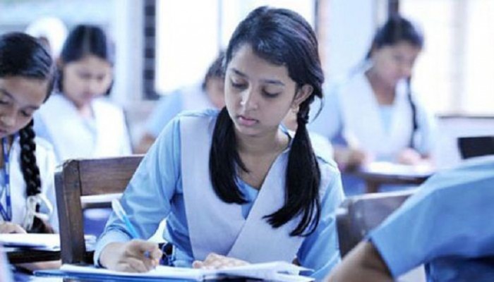 পরীক্ষার জন্য ছাপানো প্রশ্নেই অ্যাসাইনমেন্ট