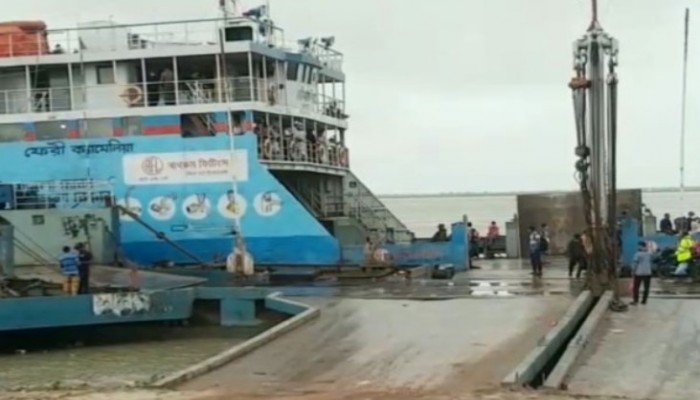 যাত্রী ও যানবাহনের চাপ নেই শিমুলিয়াঘাটে