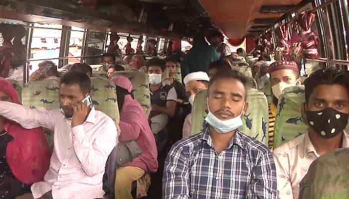 বাসে রাজধানীমুখি মানুষের ঢল, দেড়-দুই গুণ ভাড়া আদায়ের অভিযোগ