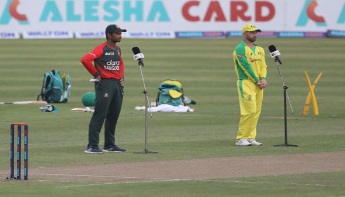 টসে হেরে ফিল্ডিংয়ে টাইগাররা