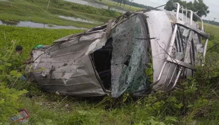 ব্রাহ্মণবাড়িয়ায় দুর্ঘটনার কবলে র‍্যাবের মাইক্রোবাস, আহত ৪