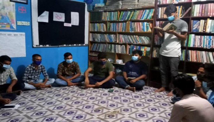 বাতিঘরে ‘বঙ্গবন্ধুর জীবনগ্রন্থ পাঠ’