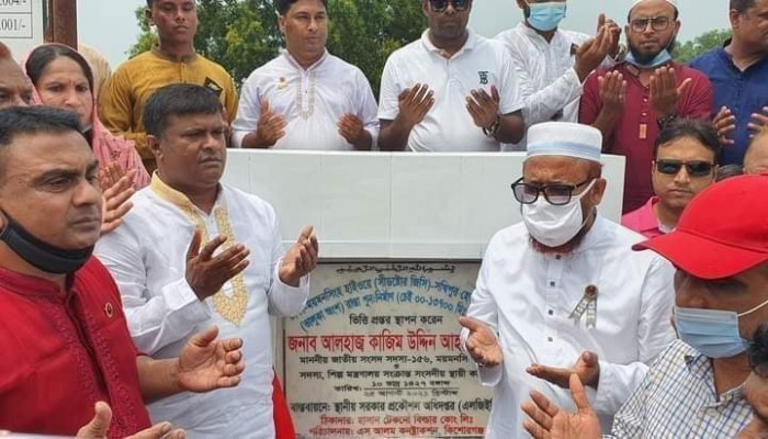 শিল্প সমৃদ্ধ আধুনিক ভালুকা গড়ার কাজে সকলের এগিয়ে আসতে হবে : এমপি ধনু।