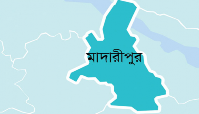 মাদারীপুরে দুই যুবককে হাতুড়ি দিয়ে পিটিয়ে জখম