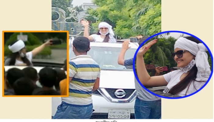 কারাফটকে হাত নেড়ে উচ্ছ্বাস প্রকাশ পরীমণির, তুললেন সেলফি