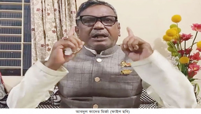 এসপি তোর ‘গদি’ ভেঙে দেওয়া হবে: কাদের মির্জা