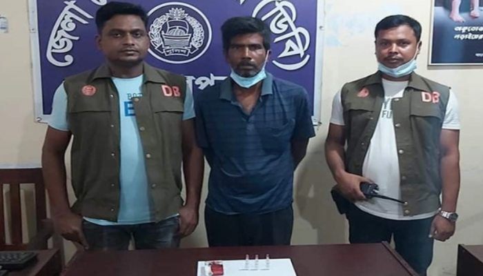 মেহেরপুর মাদক দ্রব্যসহ যুবক আটক