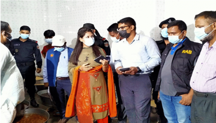 বরিশালে ভ্রাম্যমাণ আদালতে ১ লাখ ৬৭ হাজার টাকা জরিমানা
