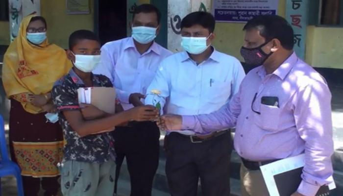 শিক্ষার্থীদের পদচারণায় মুখরিত শিক্ষাপ্রতিষ্ঠান
