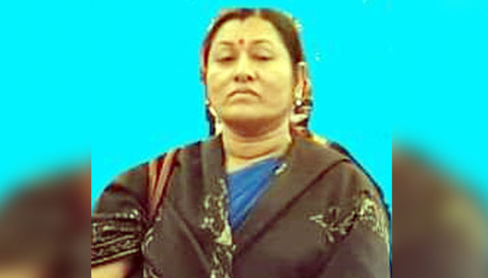 বিদেশে অবস্থান করেও নিয়মিত শিক্ষক তিনি, প্রতিমাসে তুলছেন এমপিও
