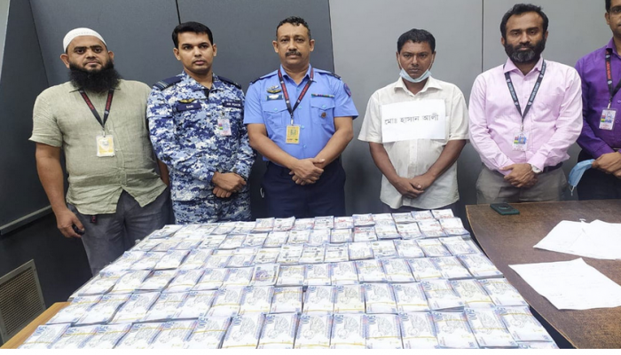 শাহজালালে সাড়ে ১২ কোটি টাকার বিদেশি মুদ্রাসহ আটক ১
