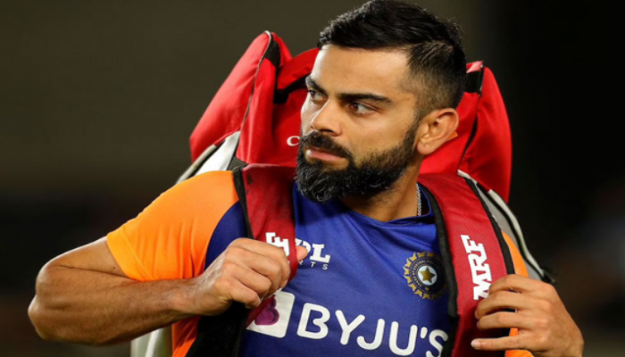 যে ৫ কারণে টি-টোয়েন্টি দলের অধিনায়কত্ব ছাড়ছেন কোহলি