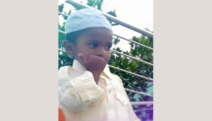 নির্মাণাধীন টয়লেটের নিচে মিলল শিশুর মরদেহ, মেয়েসহ চাচী আটক