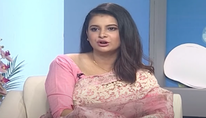 ৩ মাস কাজ করেও পাননি বেতন, ইভ্যালি নিয়ে মুখ খুললেন শবনম ফারিয়া