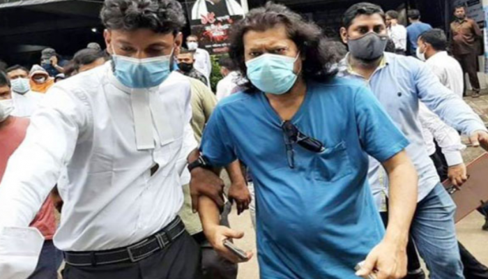 জেমসকে থানায় যাওয়ার পরামর্শ আদালতের
