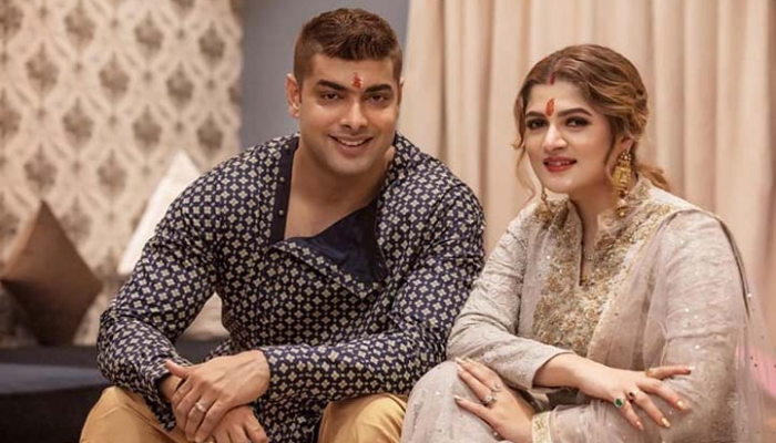 বিয়ে-বিচ্ছেদ চেয়ে শ্রাবন্তীর মামলা, দাবি করছেন অর্থ