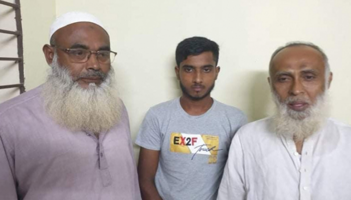বাউল গান করায় শিল্পীর মাথা ন্যাড়া, ৩ মাতব্বর গ্রেফতার