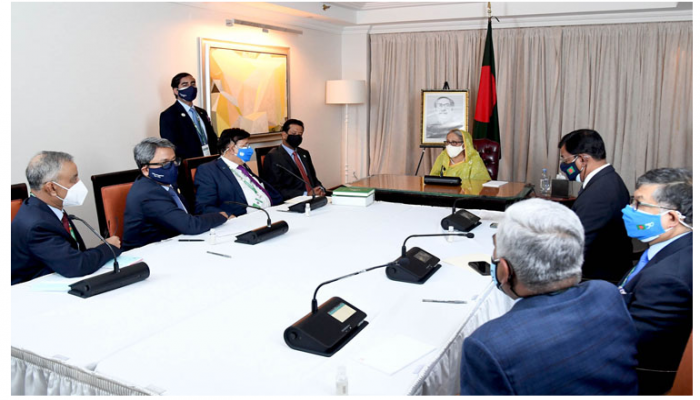প্রতিশ্রুতিশীল খাতে মার্কিন বিনিয়োগের আহ্বান প্রধানমন্ত্রীর