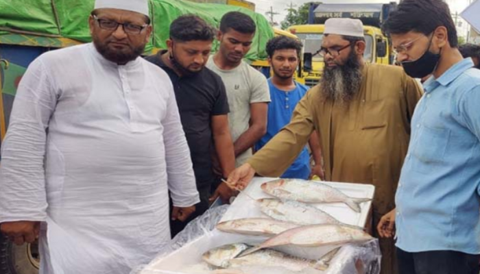 ভারতে গেল ইলিশের প্রথম চালান
