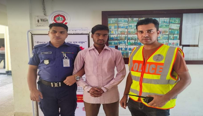 জাকির হোসেন সুমন স্টাফ রিপোর্টারঃ