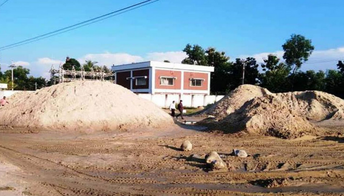 শ্রীঙ্গলে অবৈধভাবে উত্তোলিত ১ লাখ ৬২ হাজার ঘনফুট বালু জব্দ