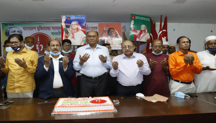ছাত্রনেতা থেকে শেখ হাসিনা এখন বিশ্বনেতা