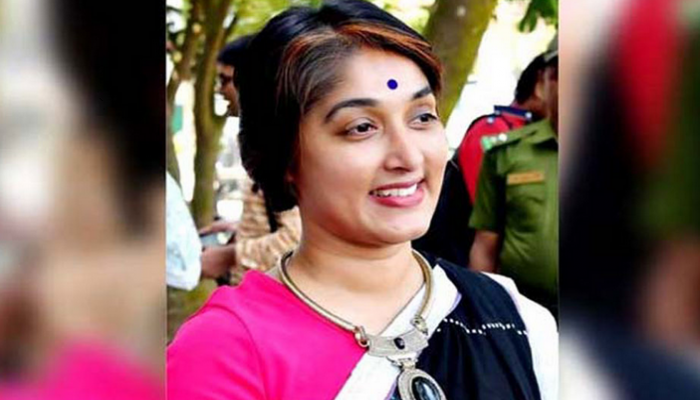 ‘আমার ডিপার্টমেন্টে আমিই গড, পরীক্ষার খাতা ছিঁড়ে ফেলে দেবো’