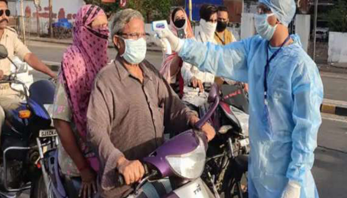 করোনা: বিশ্বে গত ২৪ ঘণ্টায় মৃত্যু কমলেও বেড়েছে সংক্রমণ