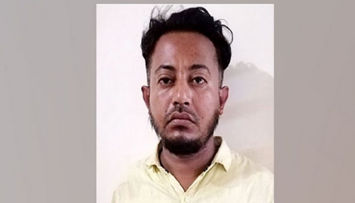 মোবাইল চুরি করে ৮ লাখ টাকা দাবি ও ব্ল্যাকমেইলের চেষ্টা, অতঃপর..!