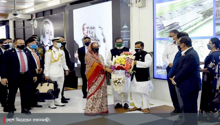দেশে ফিরেছেন প্রধানমন্ত্রী