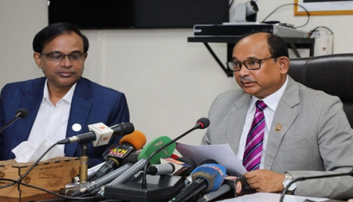 ৯ মাসে ট্রেনে পাথর নিক্ষেপের ঘটনায় আহত ২৯: রেলমন্ত্রী