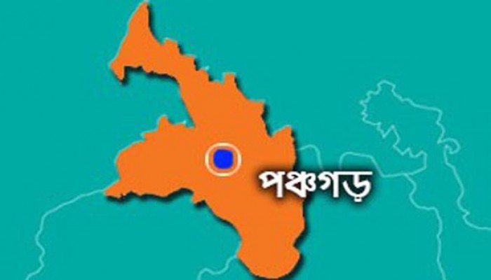 অনিয়মের তথ্য চাওয়ায় সাংবাদিকদের হুমকি