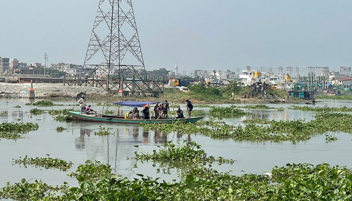 তুরাগে নৌকাডুবি, তিনজনের লাশ উদ্ধার