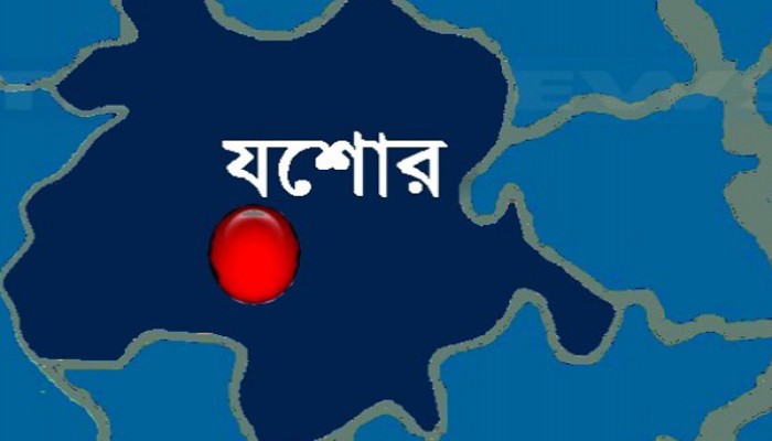 জামাইয়ের বটির আঘাতে প্রাণ গেলো শ্বশুরের, আটক ৩