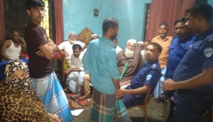 রায়পুরে প্রবাসীর বাড়িতে ডাকাতি