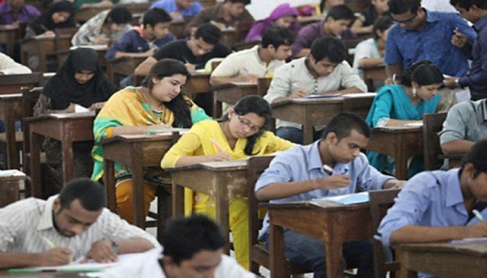 এবার একদিনে বিসিএসসহ ৭ চাকরির পরীক্ষা
