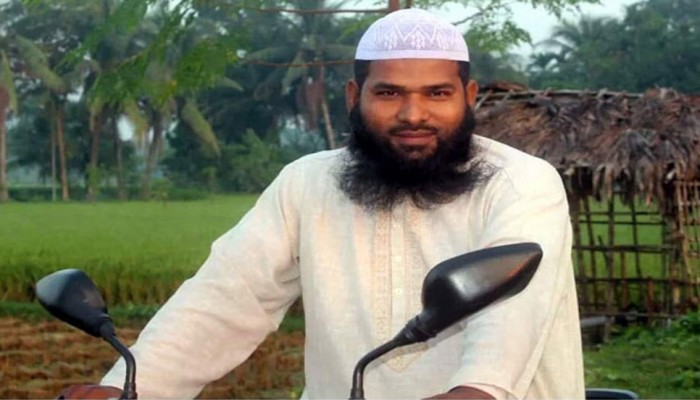 প্রথম স্ত্রীর অনুমতি নিয়ে দশম শ্রেণির ছাত্রীকে শিক্ষকের বিয়ে