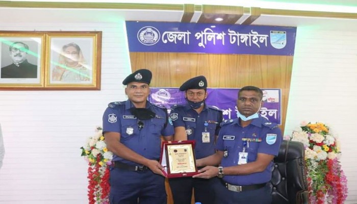 অপরাধ দমনে শ্রেষ্ঠ সখীপুর থানার এসআই