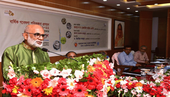 'যারা বাংলাদেশকে সাম্প্রদায়িক রাষ্ট্রে পরিণত করতে চায় তাদের অস্তিত্ব বিপন্ন হবে'