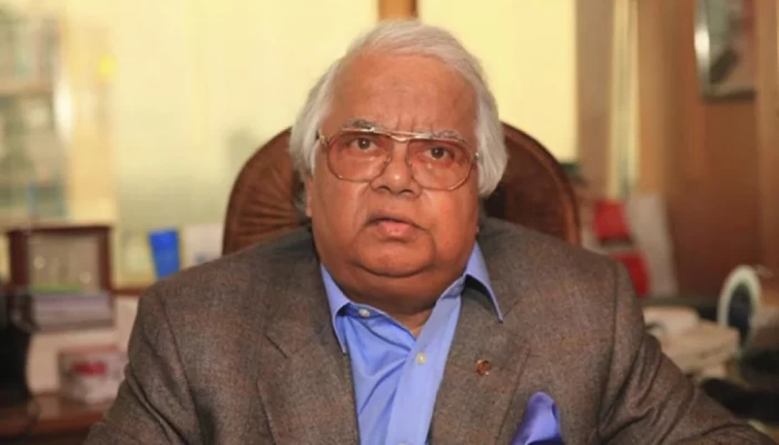 ব্যারিস্টার নাজমুল হুদার বিরুদ্ধে দুদকের চার্জশিট