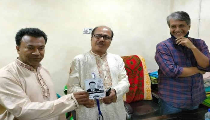 পাকুন্দিয়ায় ভোটের আগেরদিন সরে দাঁড়ালেন স্বতন্ত্র প্রার্থী স্বপন