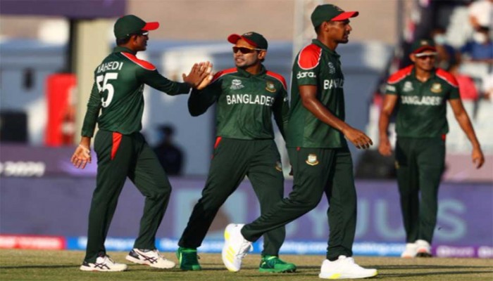 বাংলাদেশ টস হেরে ব্যাটিংয়ে