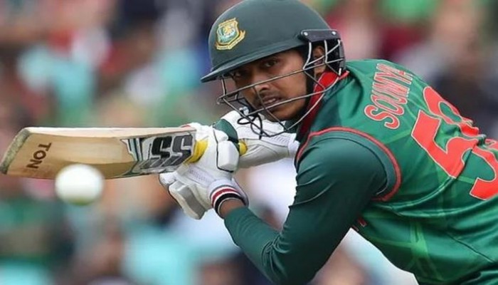 সৌম্য শূন্য রানে ফিরলেন