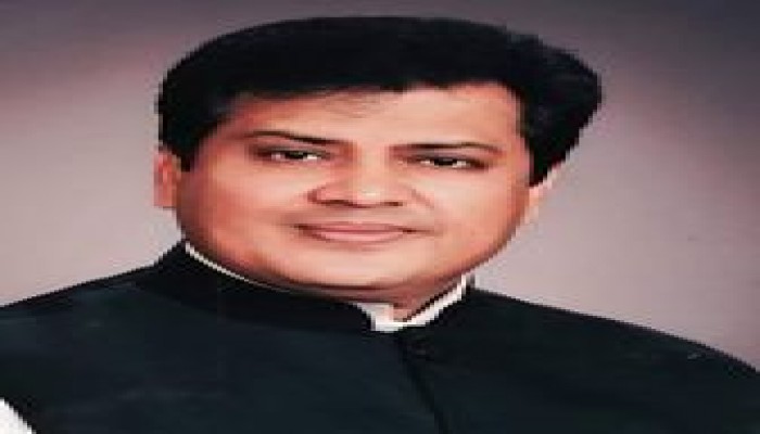 নৌকার মাঝি চেয়ারম্যান পদপ্রার্থী, বেলায়েত হোসেন লিটন মাঝি।