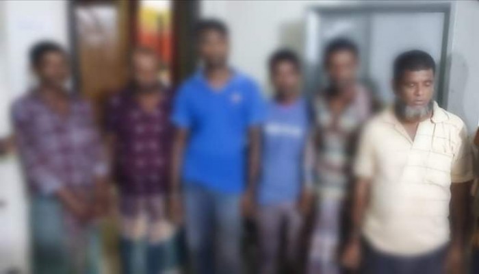 মহানগর গোয়েন্দা পুলিশের অভিযানে জুয়া খেলার সামগ্রীসহ ০৬ জুয়াড়ী গ্রেফতার।