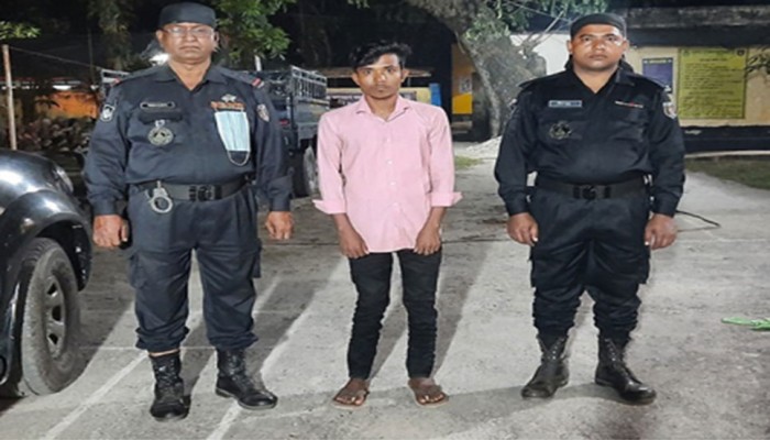 ভারতীয় লোশনসহ সরাইলে চোরাকারবারী গ্রেফতার