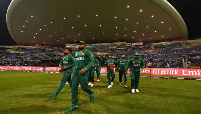 পাকিস্তান ক্রিকেট দল ঢাকায় পৌঁছেছে