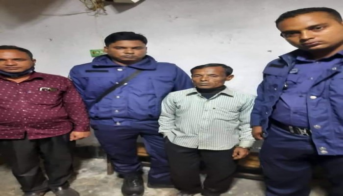 সাদুল্লাপুরে মাদক সেবনের দায়ে ভ্রাম্যমাণ আদালতে জেল জরিমানা