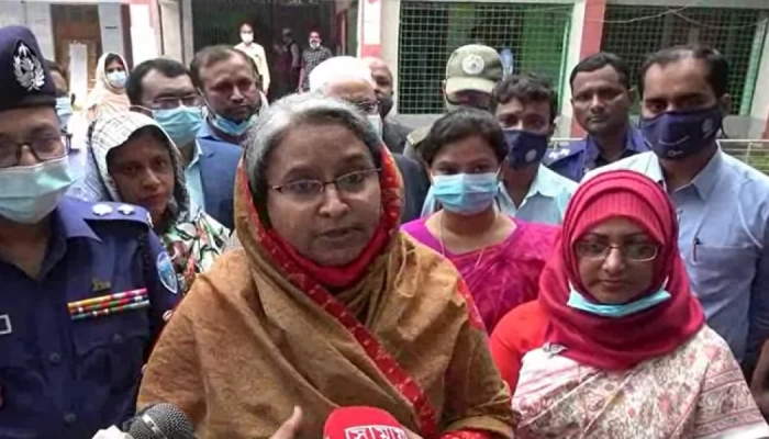 শিক্ষামন্ত্রী বলেছেন, আগামীতে পাবলিক পরীক্ষা দেরিতে নেওয়ার সময়টি সমন্বয় করা হবে’