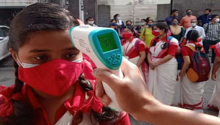 পশ্চিমবঙ্গের স্কুলে ২০ মাস পর ঘণ্টা বাজল